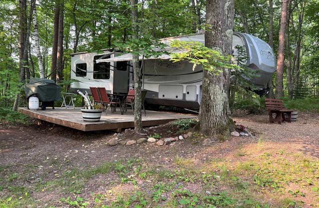 Luxury RV near Duluth, state parks for hiking, and ATV trails