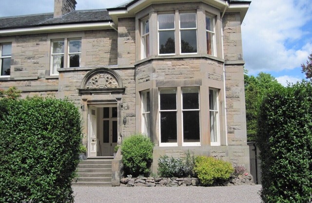 Luxury Self Catering Holiday Apartment in Historic Stirling