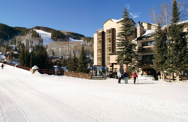 Luxury Ski~-In~/Ski~-Out~ Condo with Vail Mtn. in the Backyard