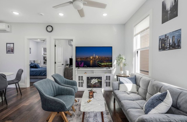Luxury Stay for NYC visit - Jersey City - 10 Min to NYC Train station