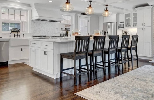 Luxury Stay in Expansive Historical Home