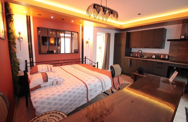 Luxury Suite: Land 800m²/Terrace/Barbecue/Private parking VIDEO SURVEILLANCE