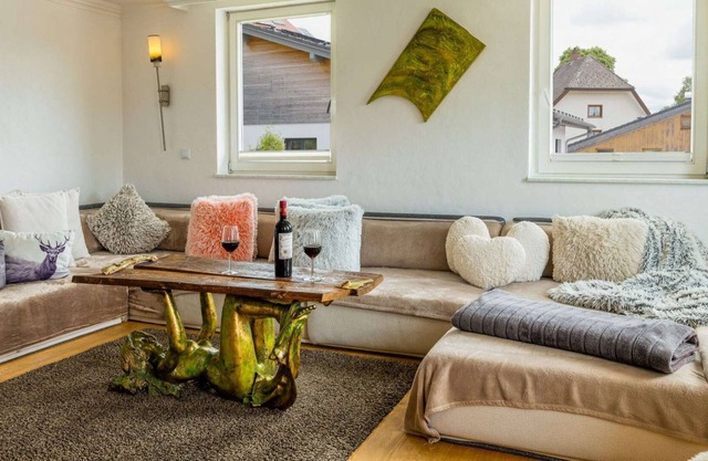 Luxury vacation appartment with Wellness- and Fitness Area of 90 m2, large garden, BBQ, pond