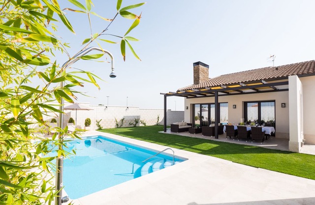 LUXURY VILLA EL ARRABAL DE TOLEDO