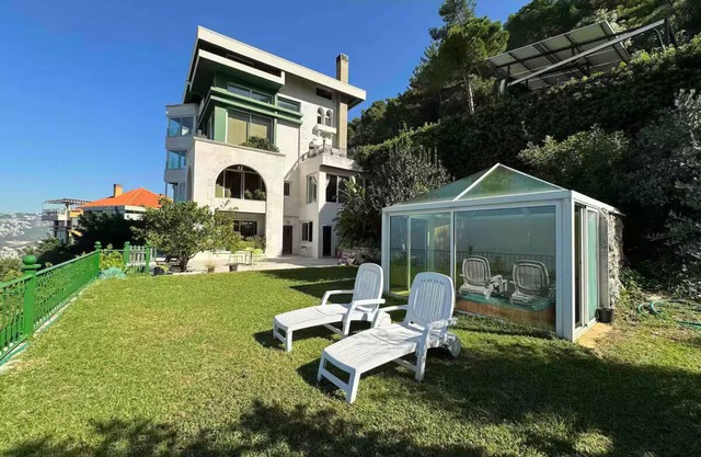 Luxury Villa in Prime Location