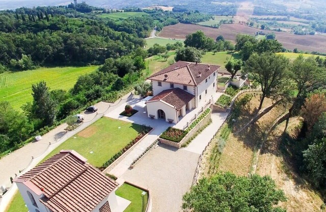 Luxury villa in Tuscany