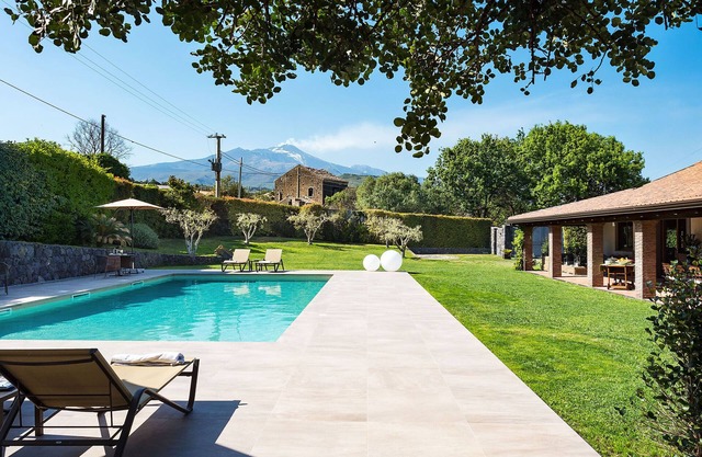 Luxury villa with pool and gym near Etna, Sicily