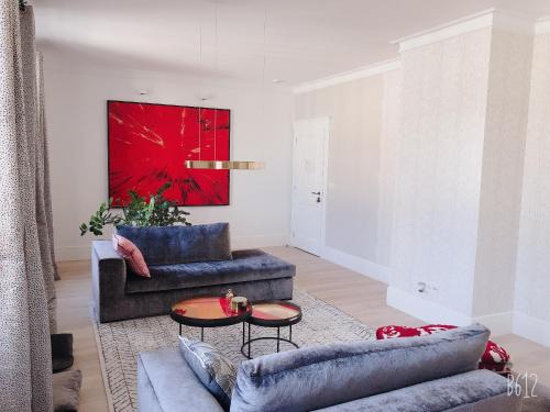 LUXUS 5 Zi-Wohnung + Balkon in TOP-Lage FFM+KLIMA
