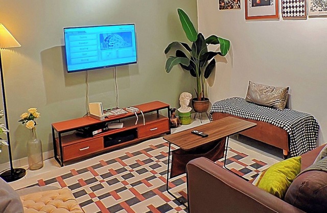 M'Casa Homestay -/+8mins/1km walk>Jonkerwalk~3 Xxtra Comfy Queen