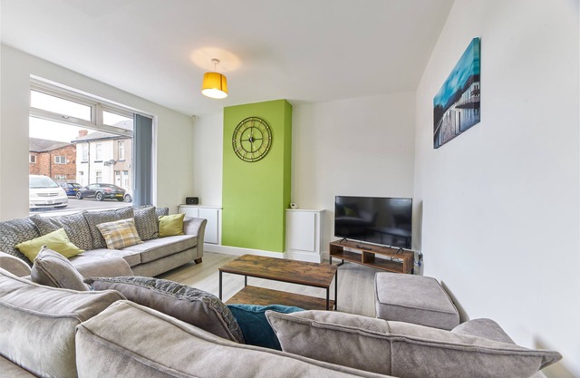 Maddison House, Beautifully renovated 5bed house
