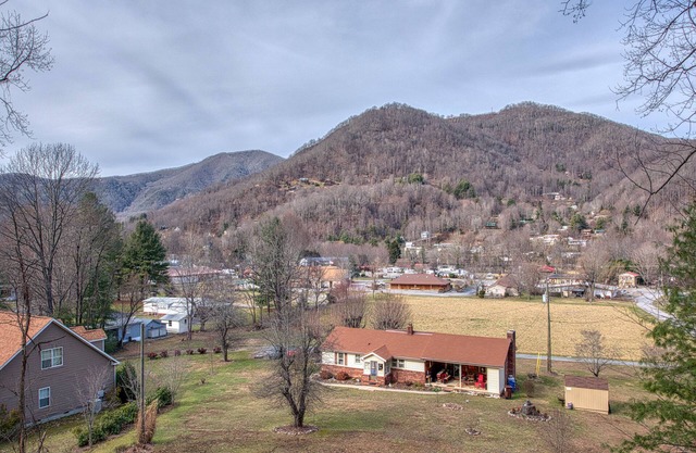 Maggie Valley Mountain View Suite & Spa