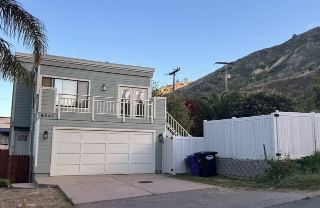 Magnificent Ocean Views of Rincon and the Channel Islands, Newly Remodeled Home