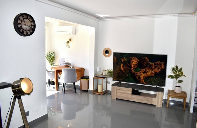 Magnificent, very quiet 2-room apartment