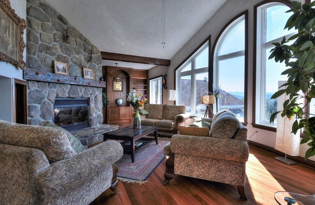 Magnificent villa with breathtaking views!
