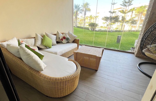 Magnifique appartement Rez de jardin plage des nations