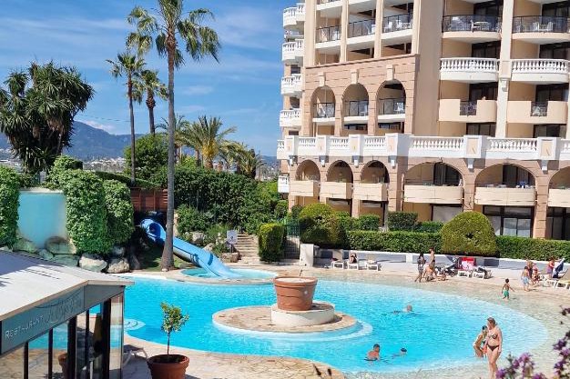 Magnifique T2 Climatisation - Grande Terrasse, Piscine et apercu Mer