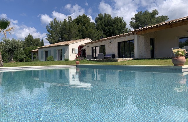 Magnifique Villa Climatisée au Calme Avec Piscine à la Cadière D'azur