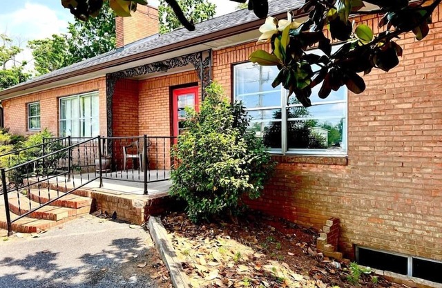 Magnolia Apt- Best Bang for $