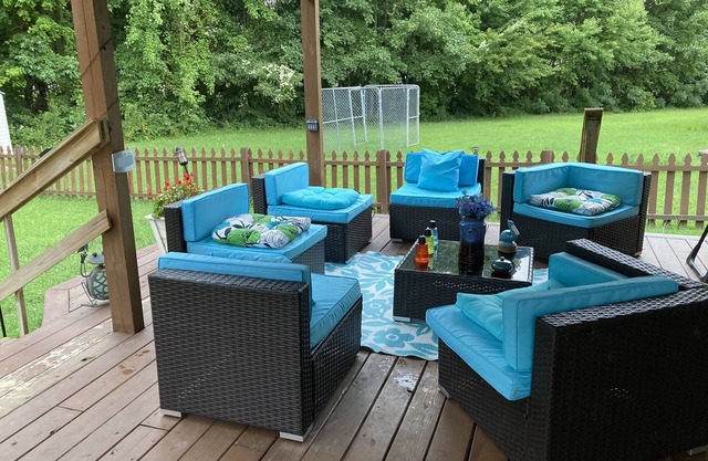 MAIN ATTRACTION! FIREFLY, NASCAR, SHOPPING, RESTAURANTS- 5 MIN AWAY! Beach 35min
