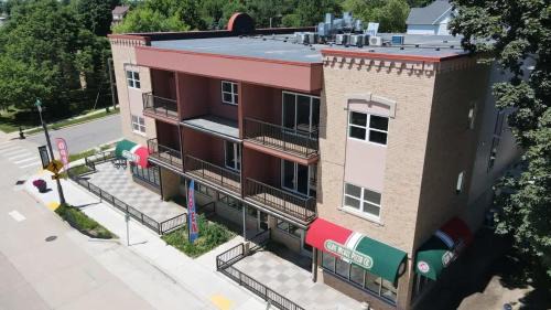 Main Street Sun Prairie WI - 2 Bedroom