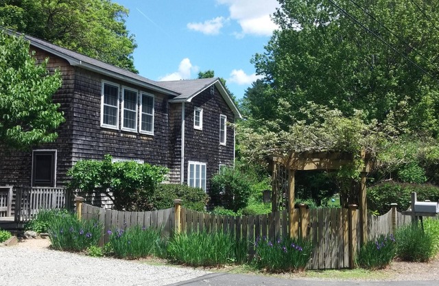 Maine Seacoast Vacation Home - Family lodging.