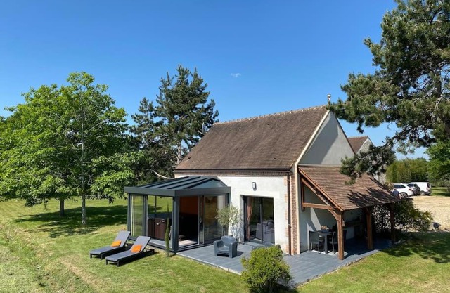 Maison au cœur des étangs de Sologne avec SPA , Domaine de Sainte-Marie