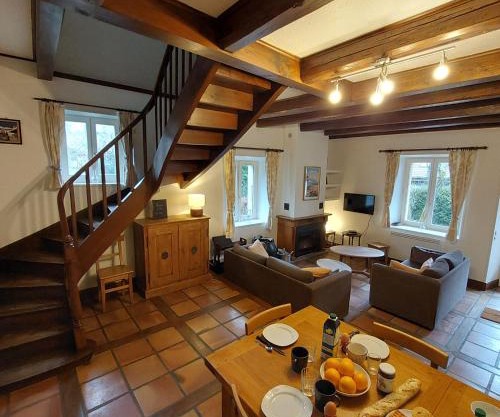 Maison avec jardin 6-12 personnes, proche du lac Annecy montagnes