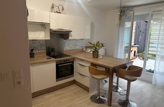 Maison Avec Jardin ET 2 Places DE Parking A 2 PAS DU Tram ET RER