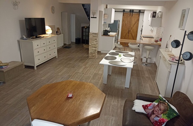 Maison Avec Salle de Jeux, à 15min des Gorges du Verdon