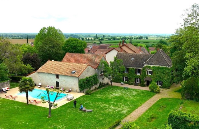 Maison Bourguignonne Entièrement Rénovée Les Charmes