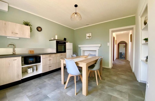 Maison Calme avec extérieur