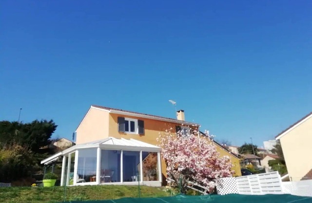 Maison Calme Avec Piscine et vue Imprenable