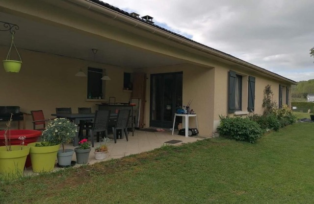 Maison de campagne à Balaives et Butz