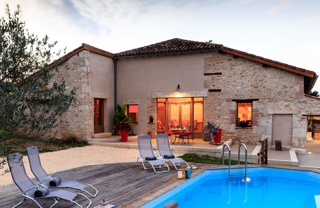 Maison de la Combe - Two Bedroom Villa, Sleeps 4