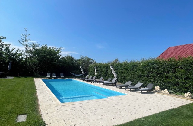 MAISON DE VACANCES près de Thermes de Bucarest & Otopeni Airport