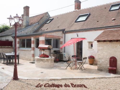Maison de Ville avec Spa et Sauna près d'Orléans - FR-1-590-547