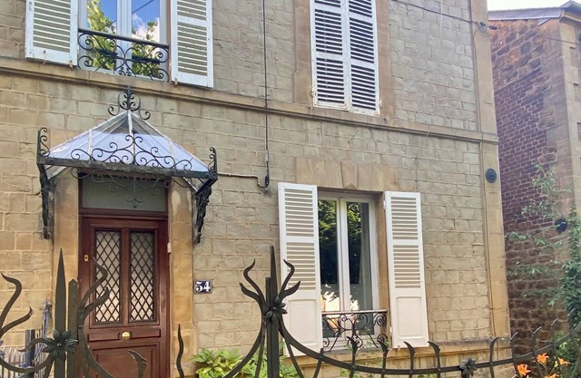 Maison Familiale Les Perdrix Charleville-M.
