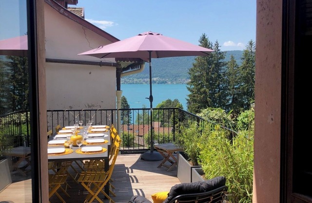 Maison Familiale vue lac et Montagnes