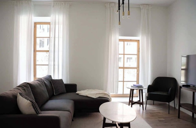 Maison Rasco - One-bedroom queen size bed suite