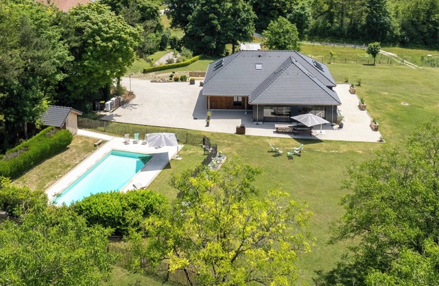 Maison Spacieuse au Calme Idéal Pour des Moments Entre Amis ou en Famille !