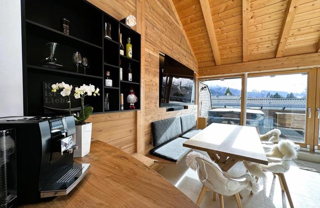 Maisonette-Apartment Das Garmisch mit Whirlpool