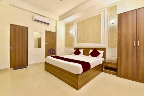 Majestic Heights Hotel