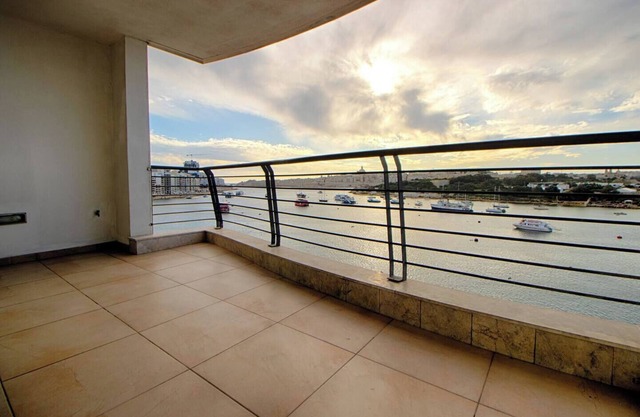 Make your holiday worthwhile at this fabulous accommodation just a minute away from Sliema ferries