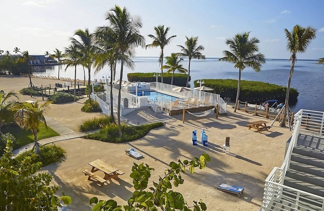 Make Your Trip More Enjoyable! 2 Convenient Units, Pets Allowed, Onsite Pool