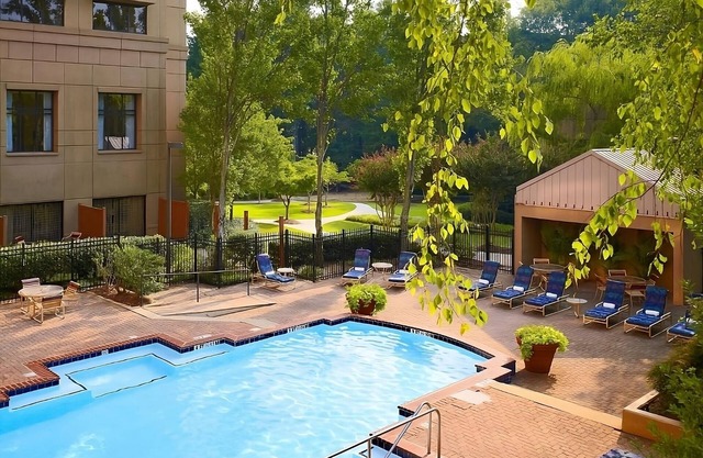 Making The Best Memories Along The Way! Family-friendly unit, w/swimming pool!