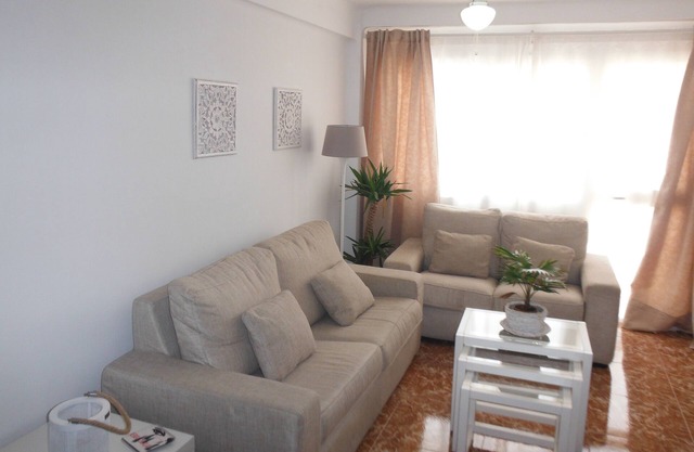 MALAGA CENTER, NEAR THE BEACH AND PARK HUELIN