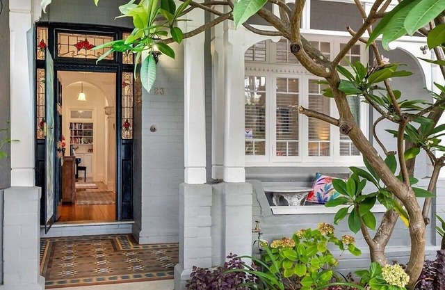 Manly Waves Studios & Apartments