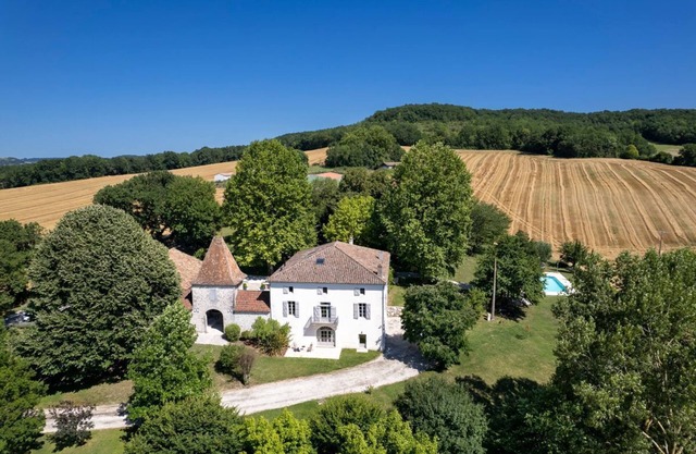 Manoir Campagnard - Seven Bedroom Villa, Sleeps 16