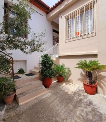 Mansion with Garden