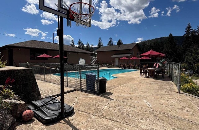 Mara Spring Lodges - Towhee Mountain Lodge 1